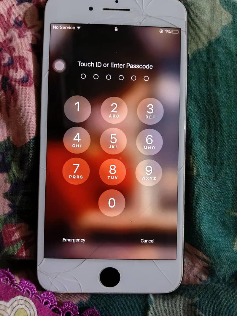 Apple iPhone 7 Plus 3