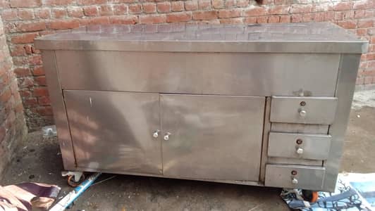 Fastfood cash counter