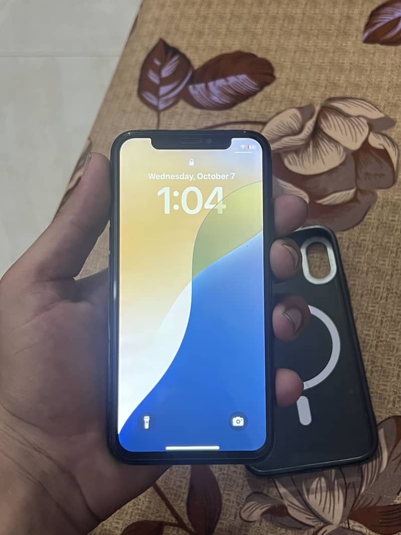 Apple iPhone XS 1