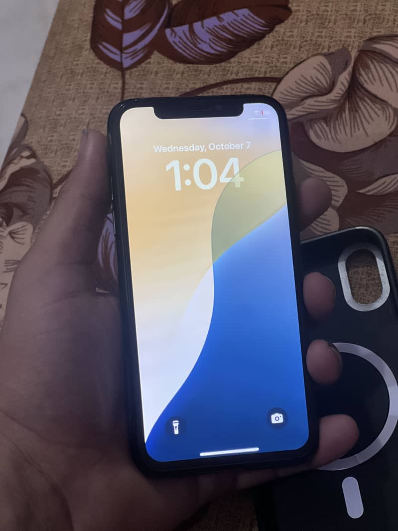 Apple iPhone XS 3