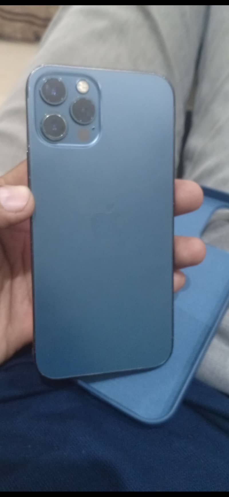 Apple iPhone 12 Pro 2