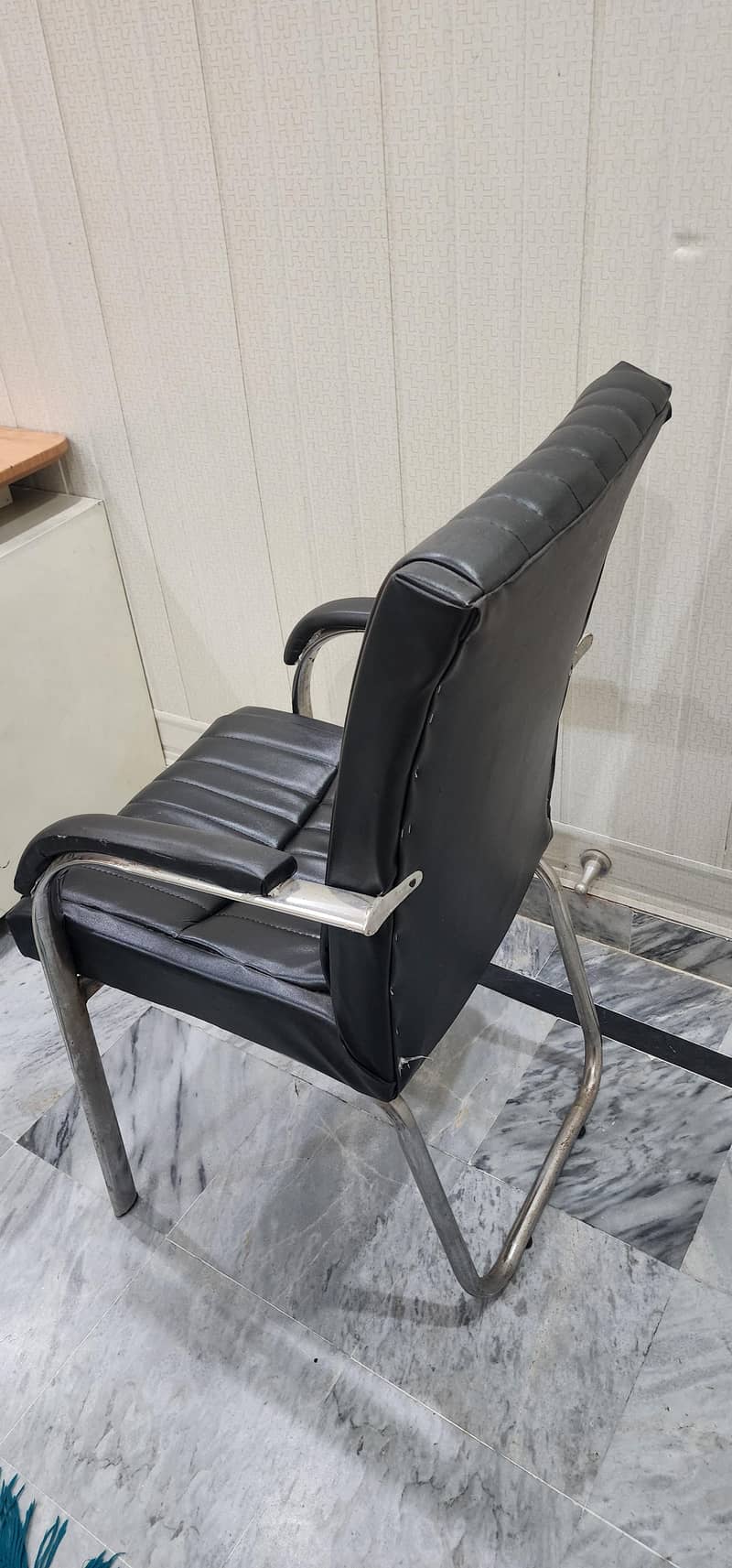 Study Table And Chair 8