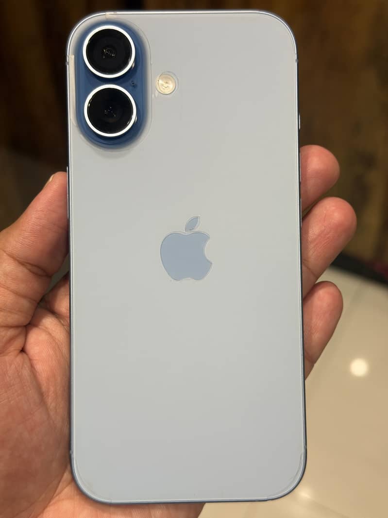 Apple iPhone 17 2