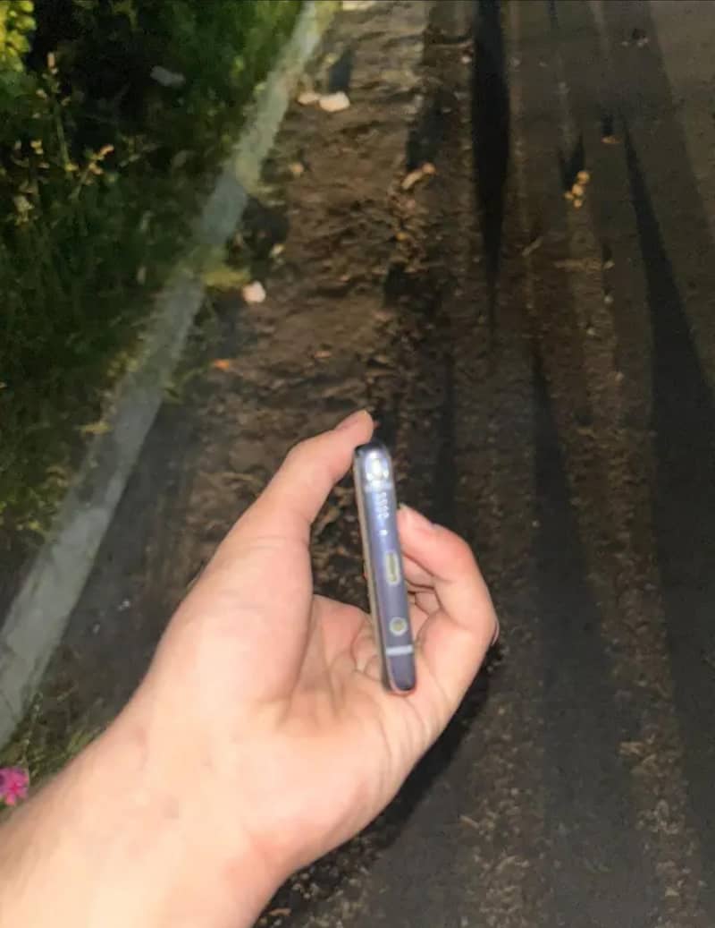 Samsung Mobile Note 8 2