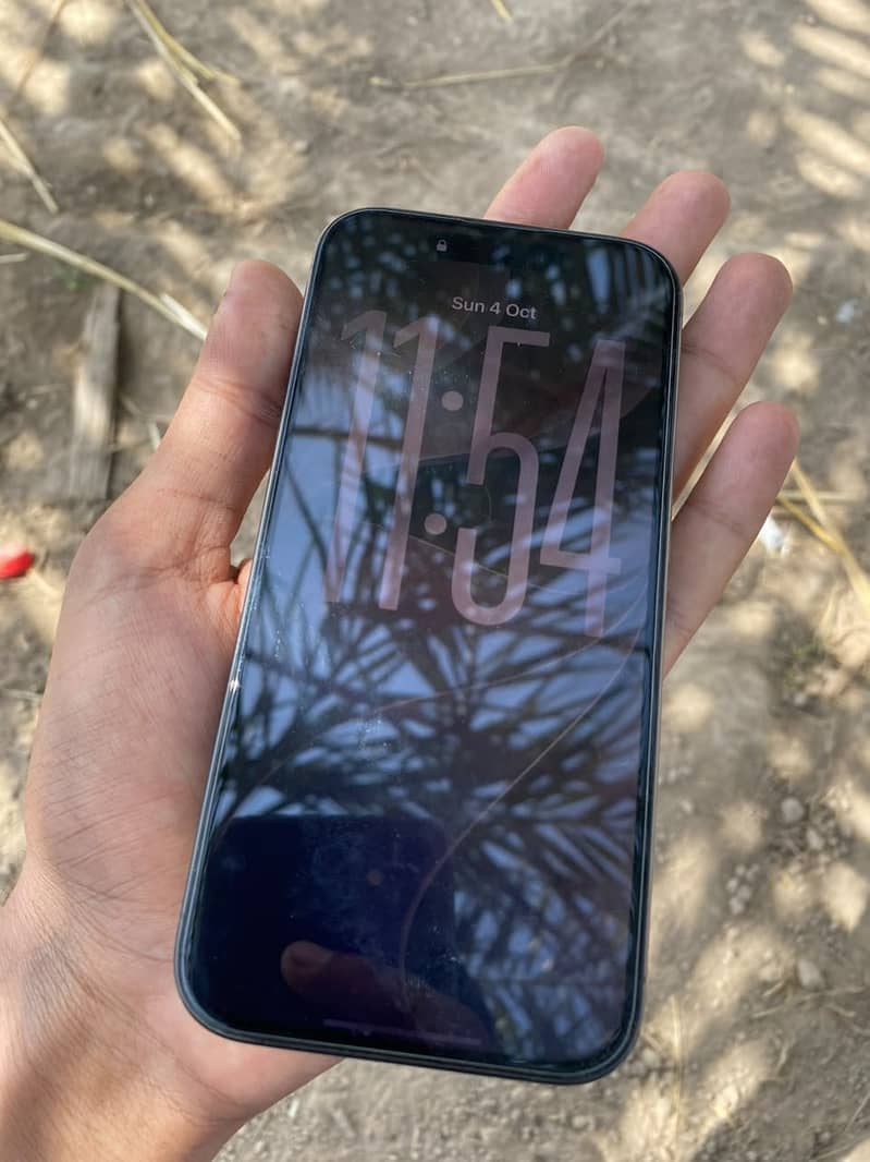 Apple iPhone 15 Pro 2