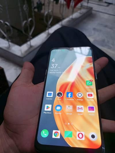 Oppo f15 8gb ram /256gb memory screen finger print Pta proved