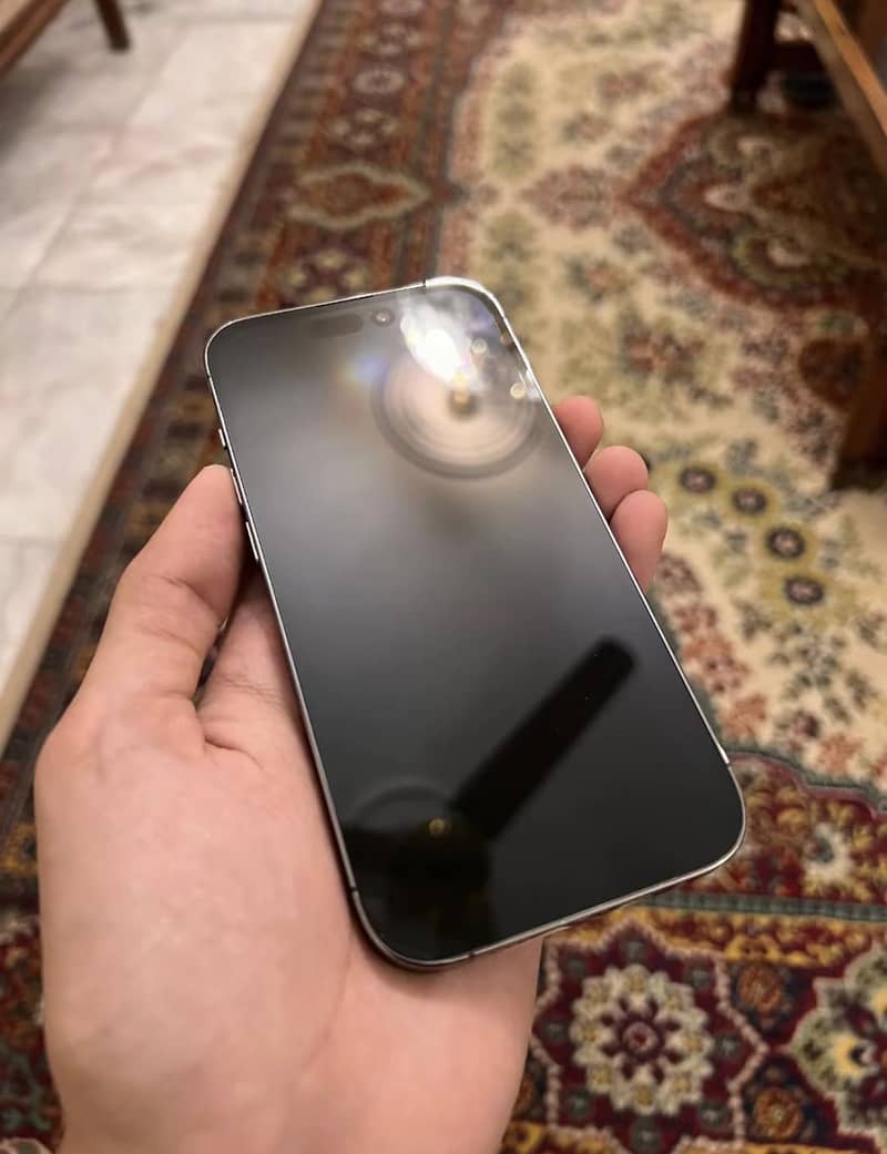 Apple iPhone 14 Pro 3