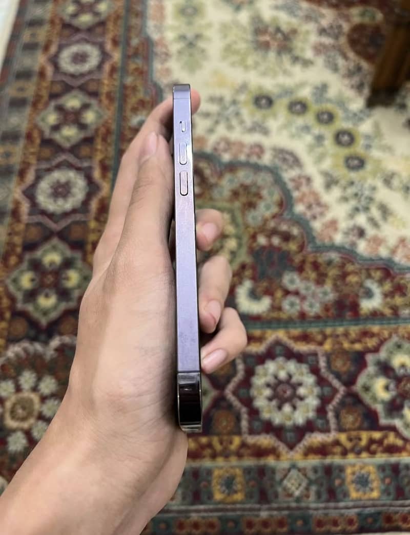 Apple iPhone 14 Pro 4