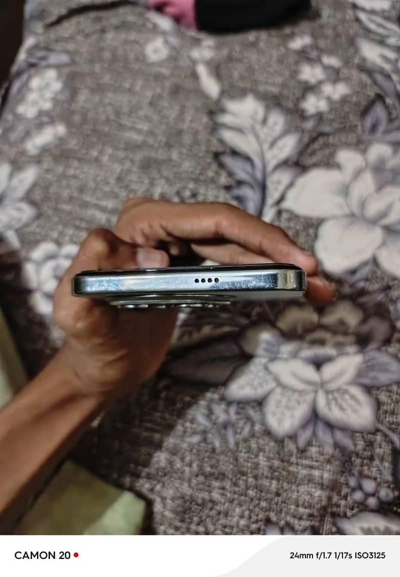 Tecno SPARK 30 Pro 2