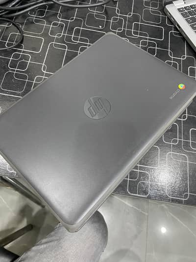 Hp chrome book  4GB 32GB  Update 2030