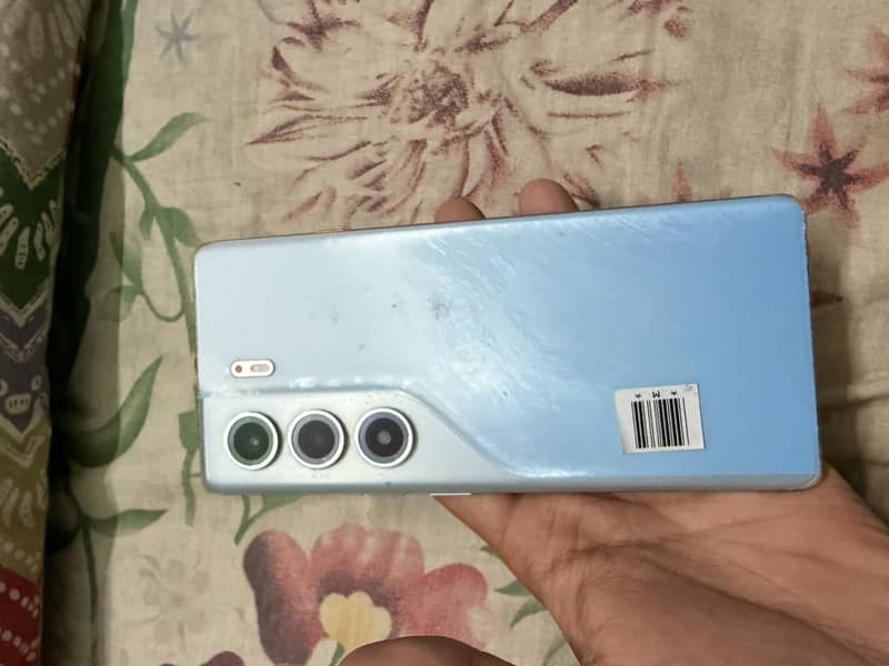 Tecno CAMON 40 Pro 7