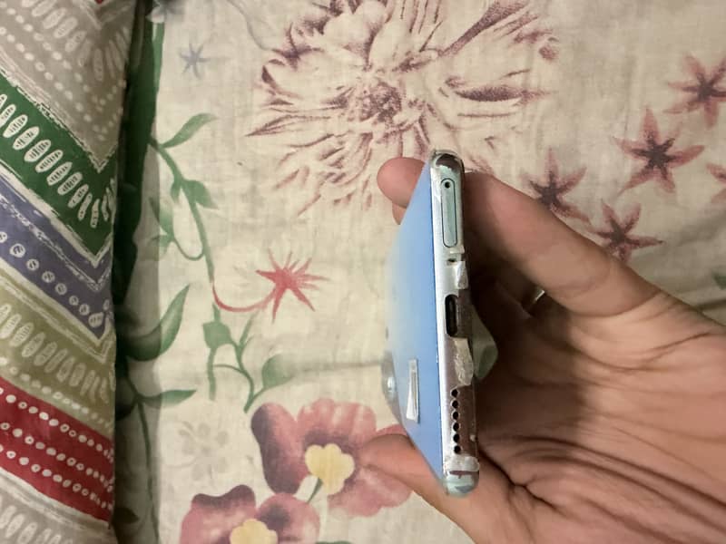 Tecno CAMON 40 Pro 8