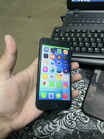 Apple iPhone SE 2020 (64gb) pta Exchange possible with android