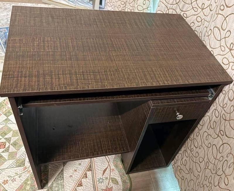 Computer/Study/ Office table 0