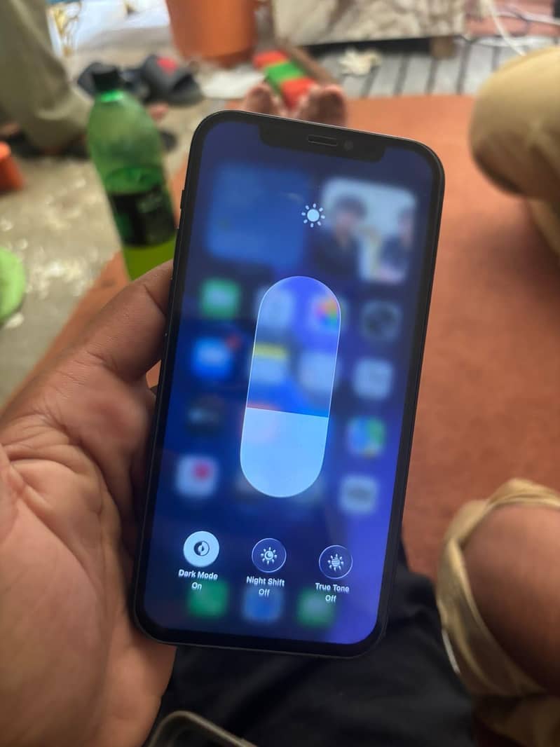 Apple iPhone 12 3