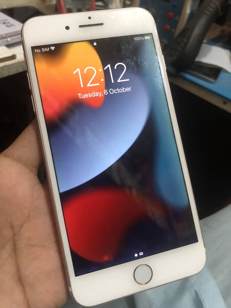 Apple iPhone 7 Plus 1