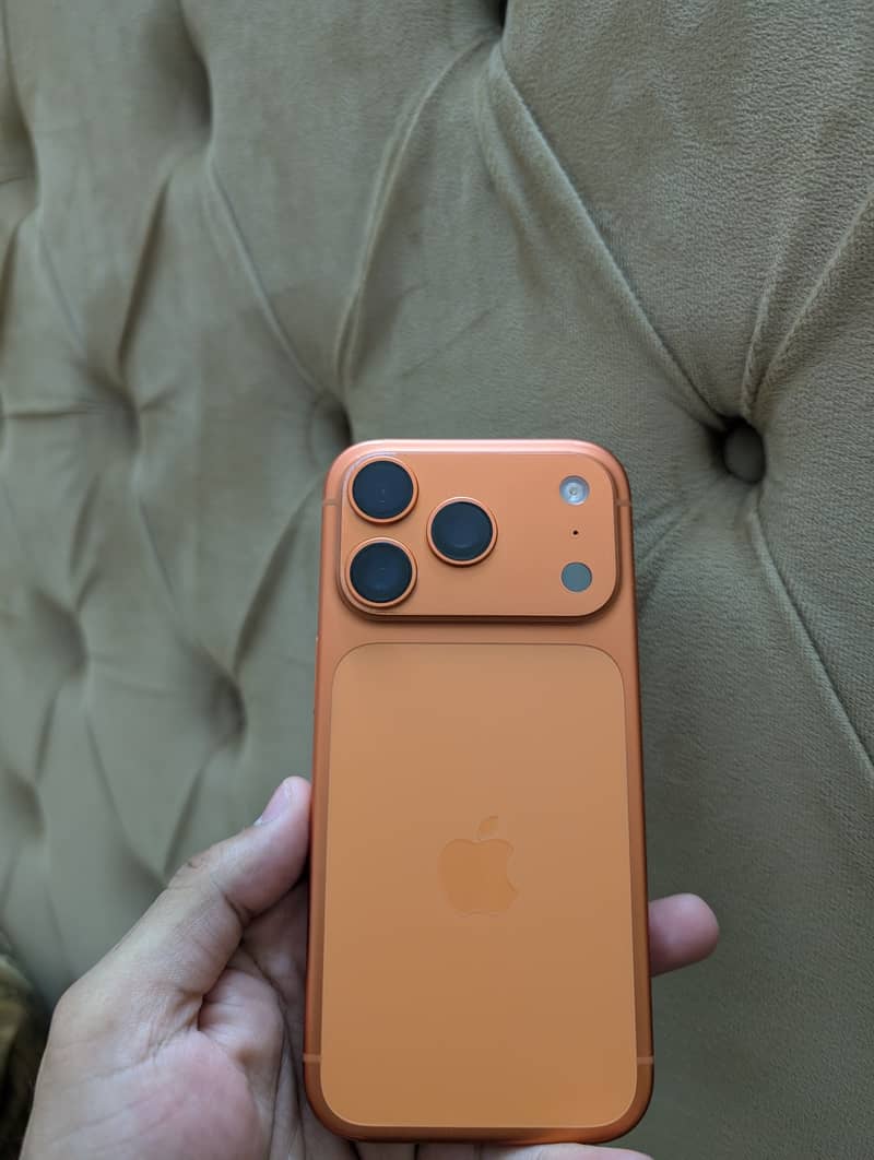 Apple iPhone 17 Pro 0