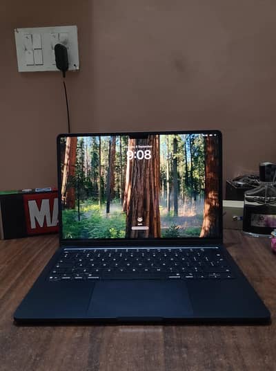 Apple MacBook Air M4 | 16/512 GB | Excellent Condition | Midnight