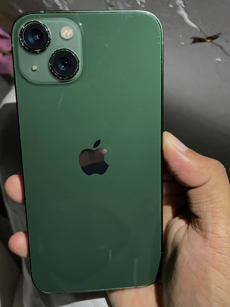 Apple iPhone 13 0