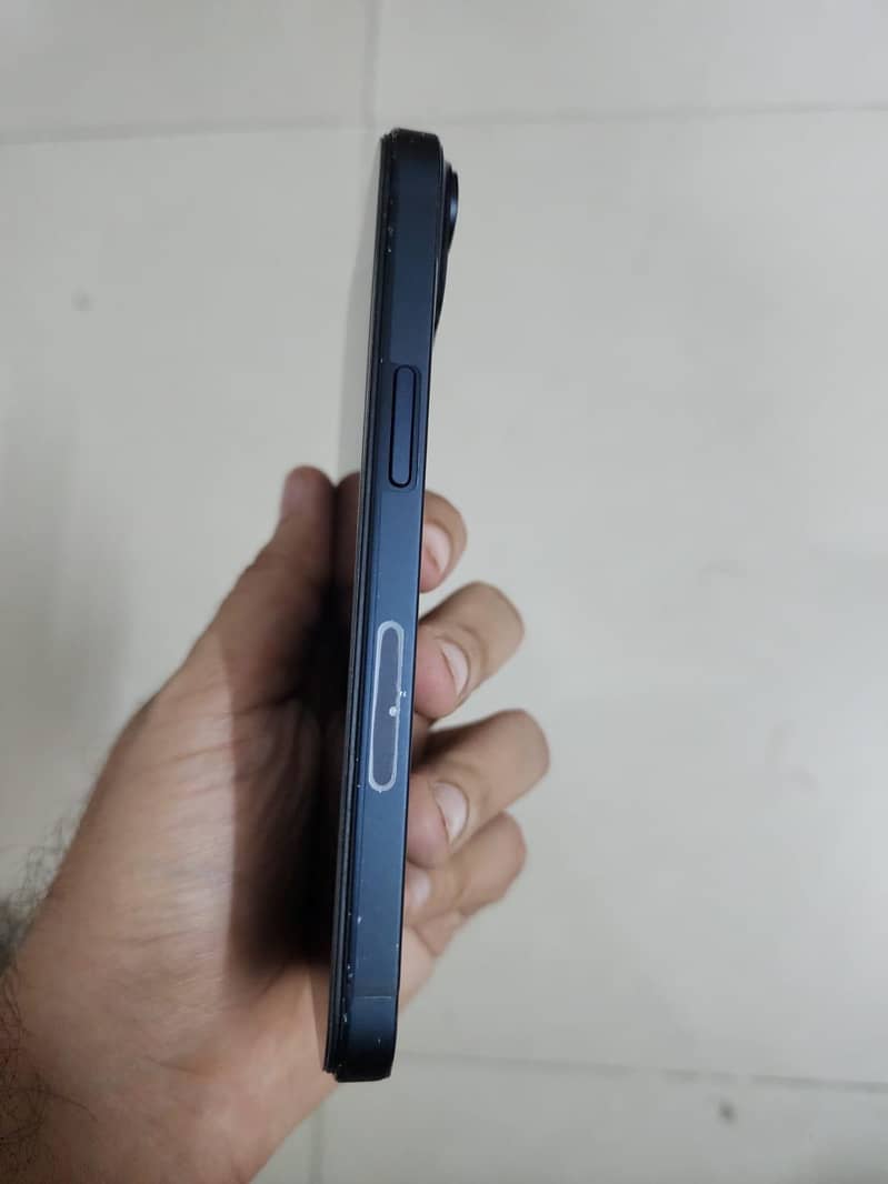 Apple iPhone 14 5