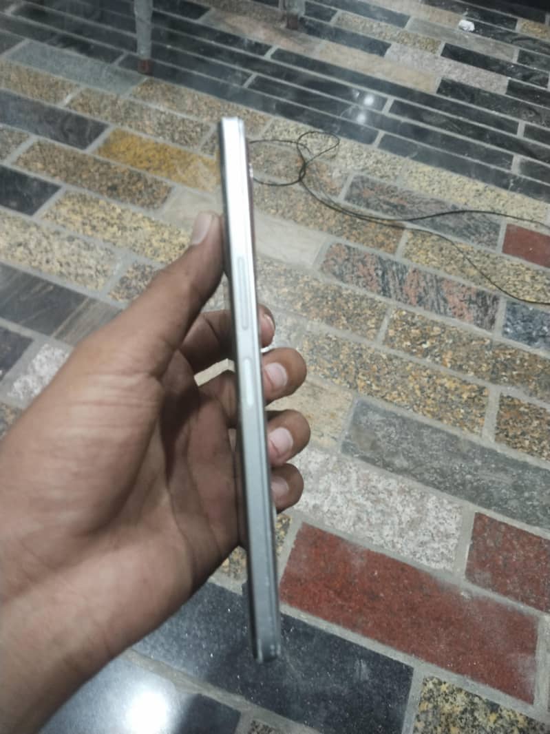 Infinix Note 11 4