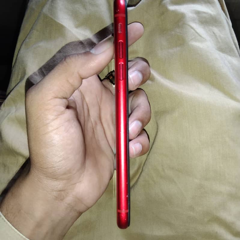 Apple iPhone XR 3