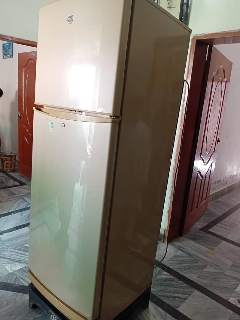 PEL REFRIGERATOR 2