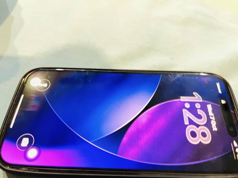 Apple iPhone 14 Pro 1
