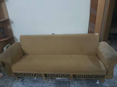 Sofa cumbed