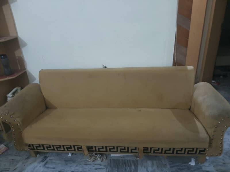 Sofa cumbed 0