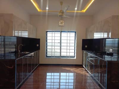 Brand New 7 Marla Ground Portion For Rent G-14/2, Islamabad