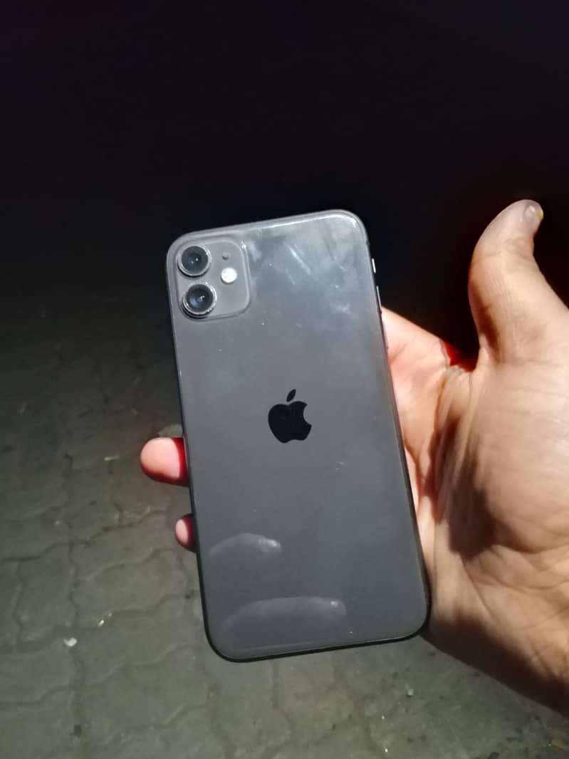 Apple iPhone 11 0
