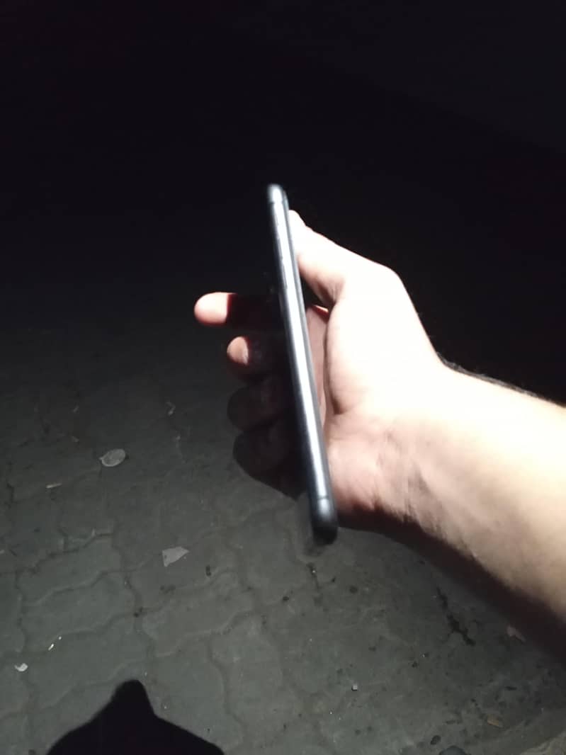 Apple iPhone 11 2