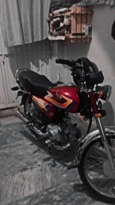 Honda CD 70 2025