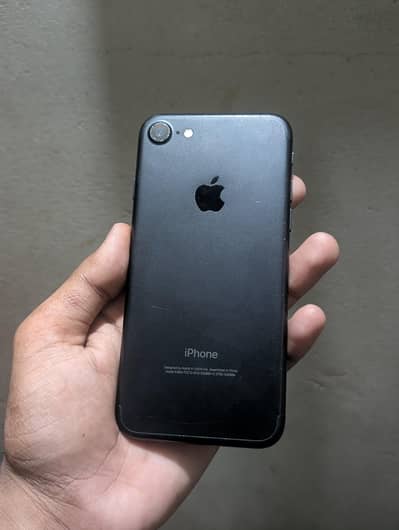 iPhone 7 32 GB PTA Official approved Exchange Possible