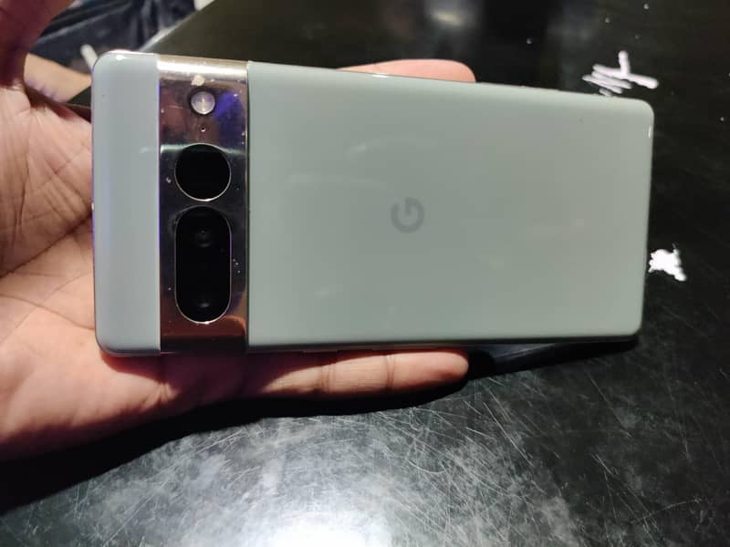 Google Pixel 7 Pro 6