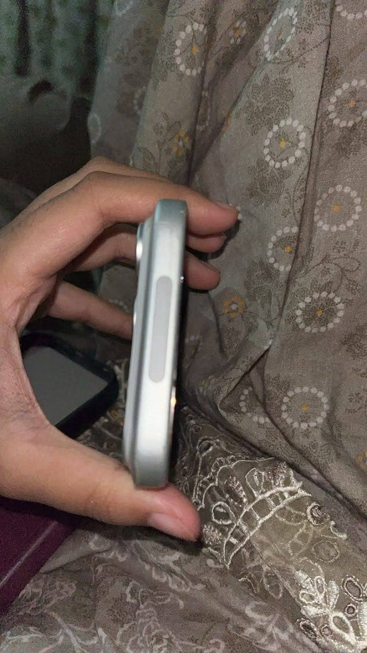 Apple iPhone 17 Pro Max 1