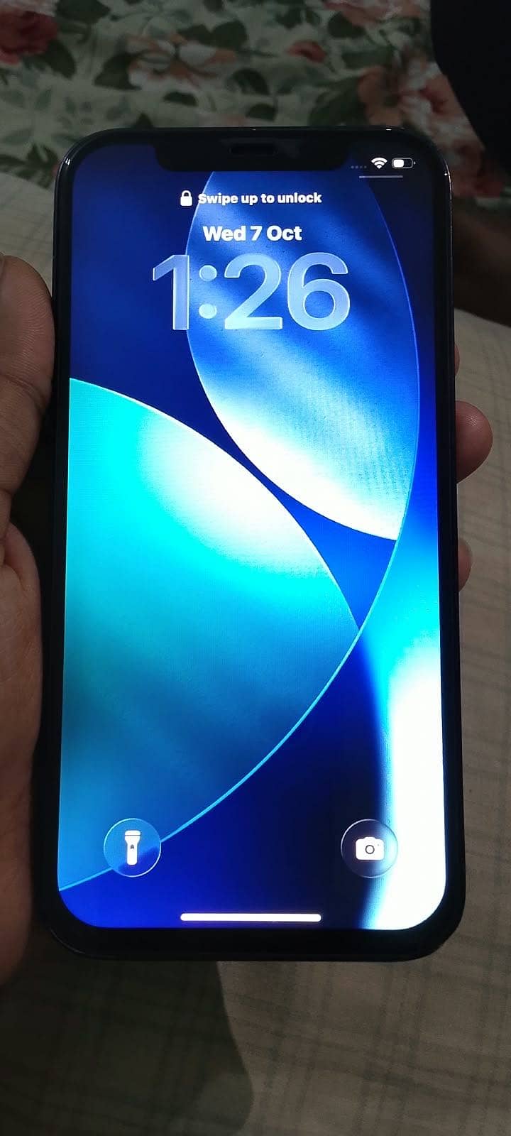 Apple iPhone 12 4
