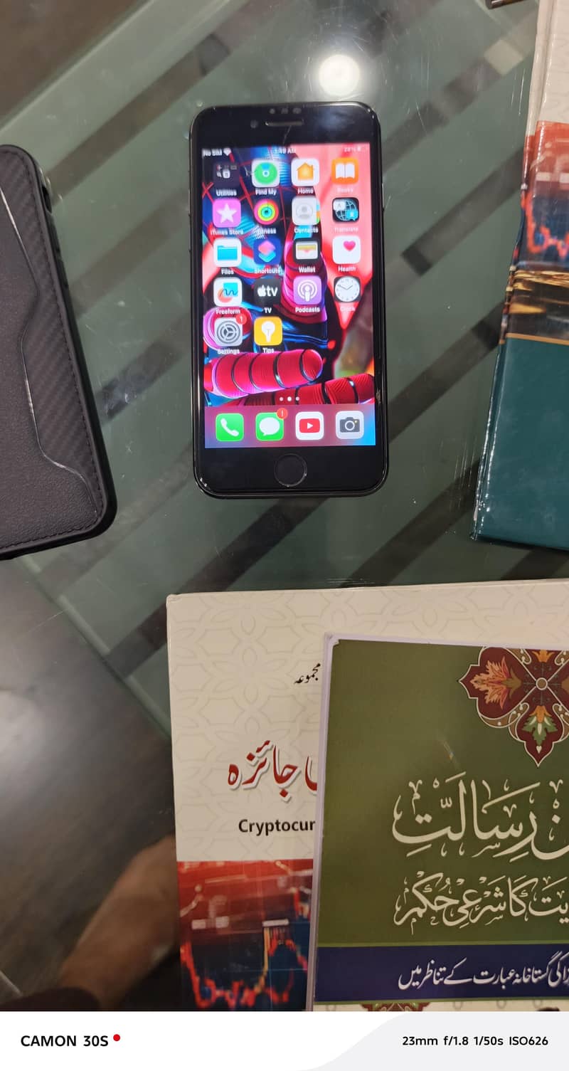 Apple iPhone 8 2