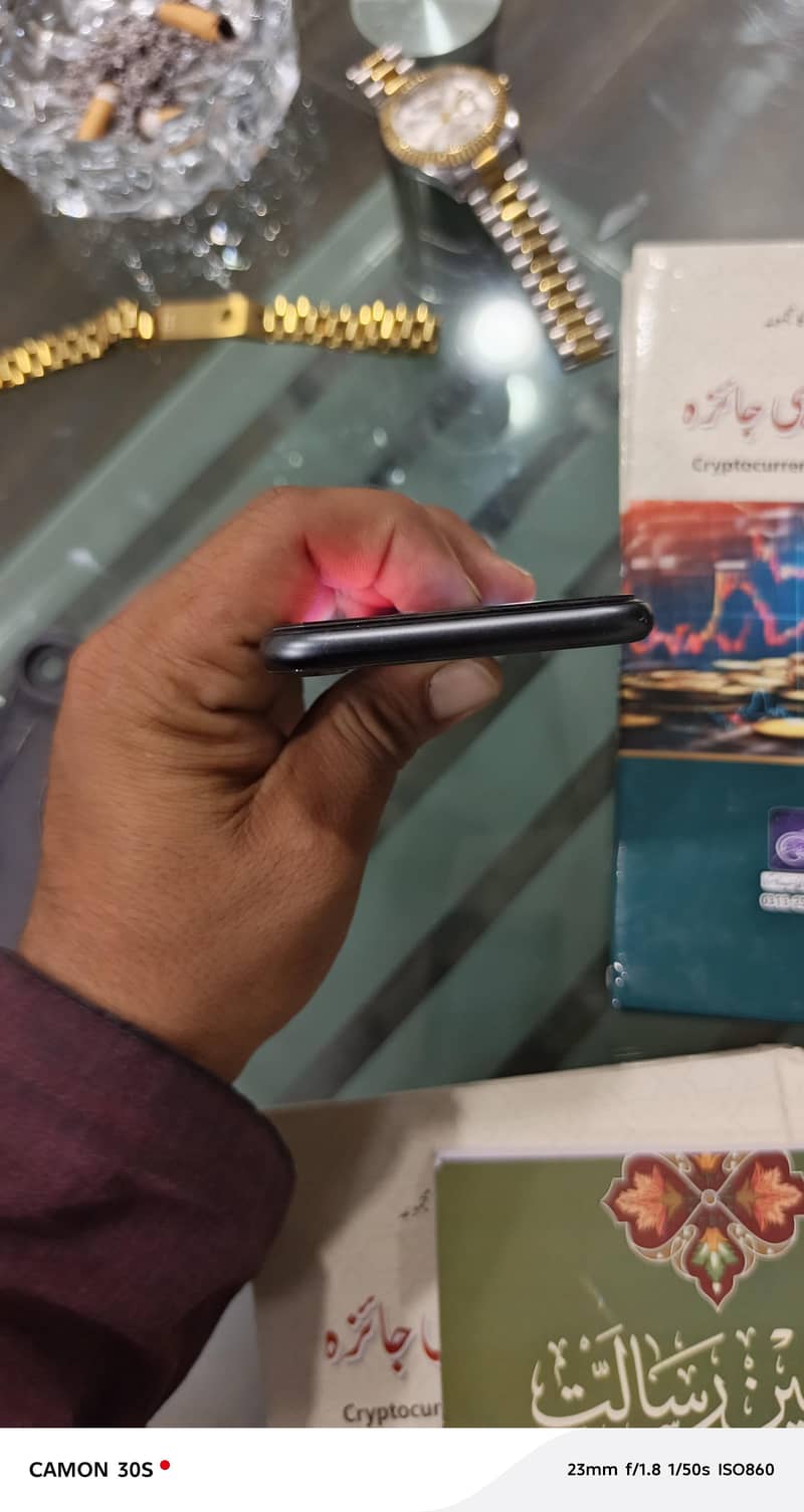 Apple iPhone 8 5