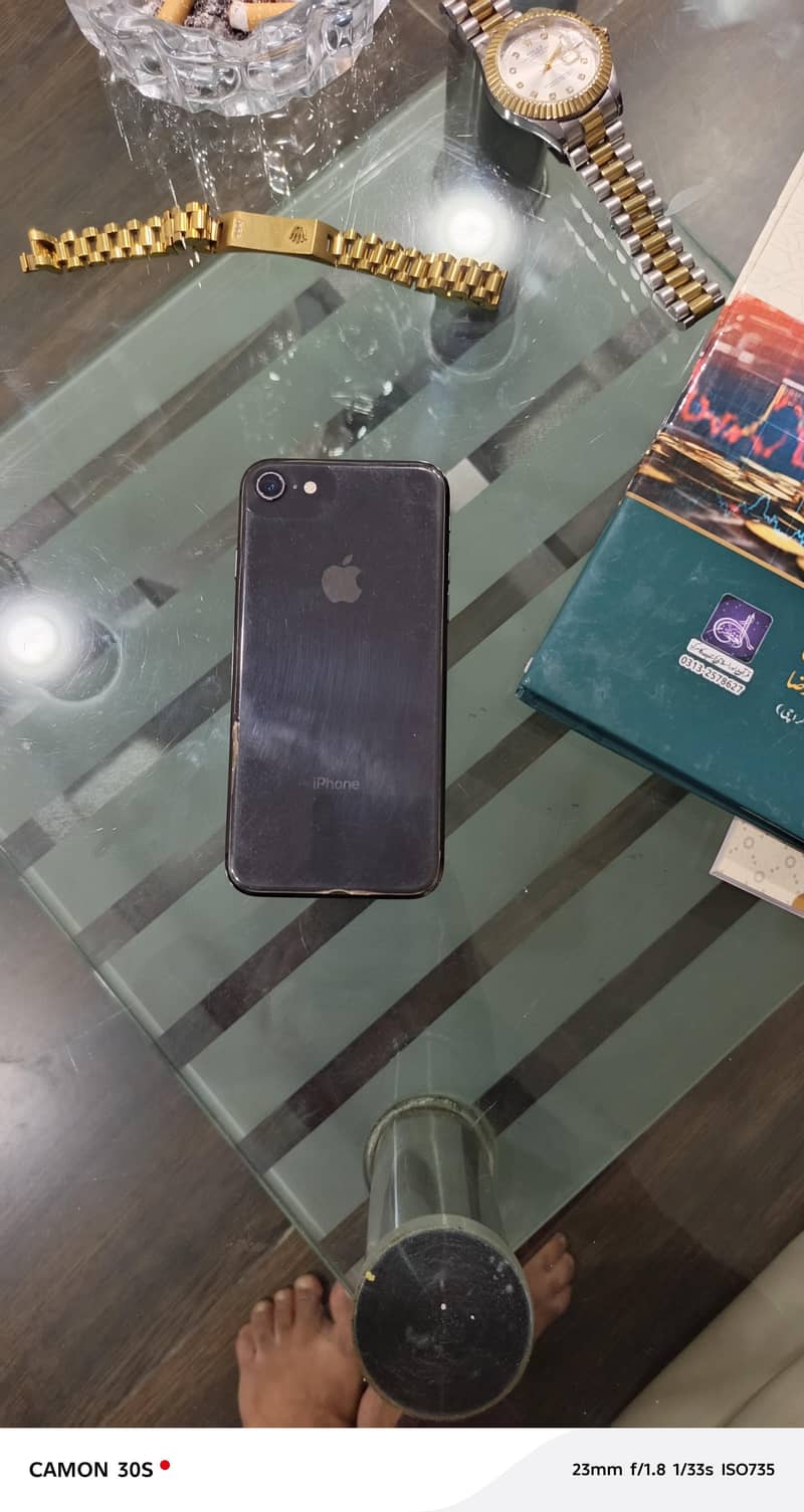 Apple iPhone 8 7