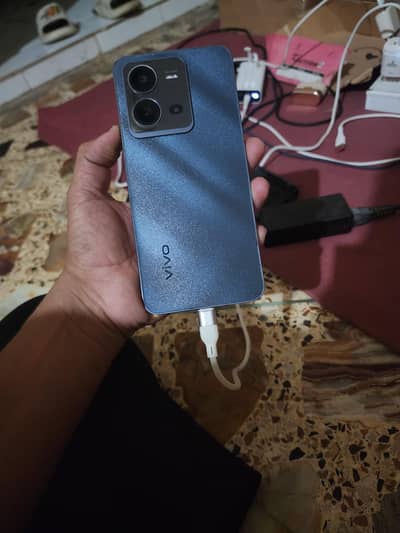Vivo V25