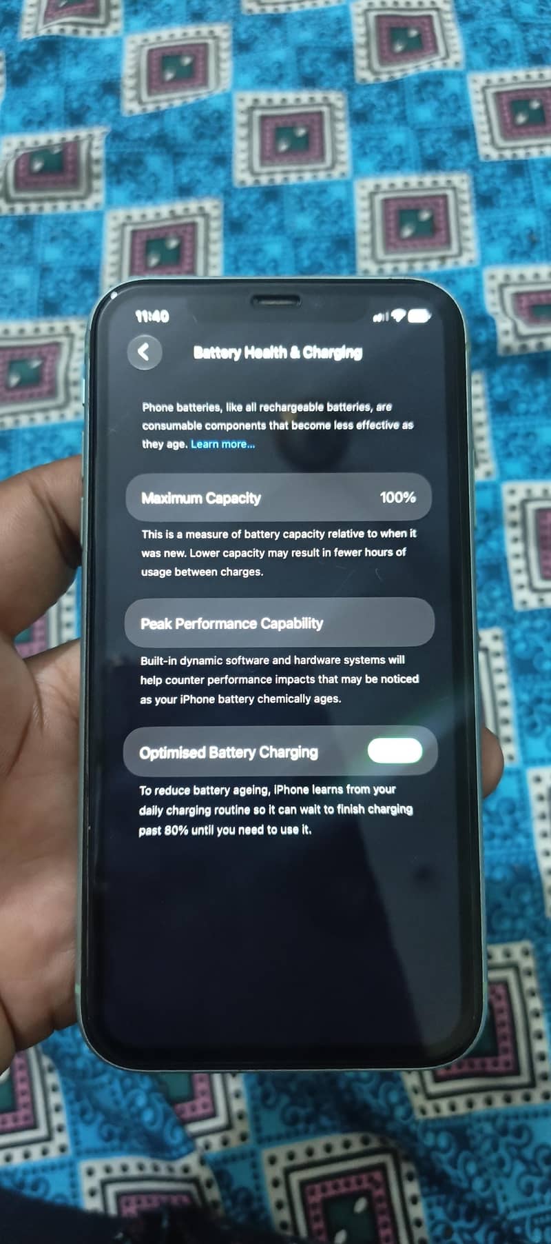Apple iPhone 11 4
