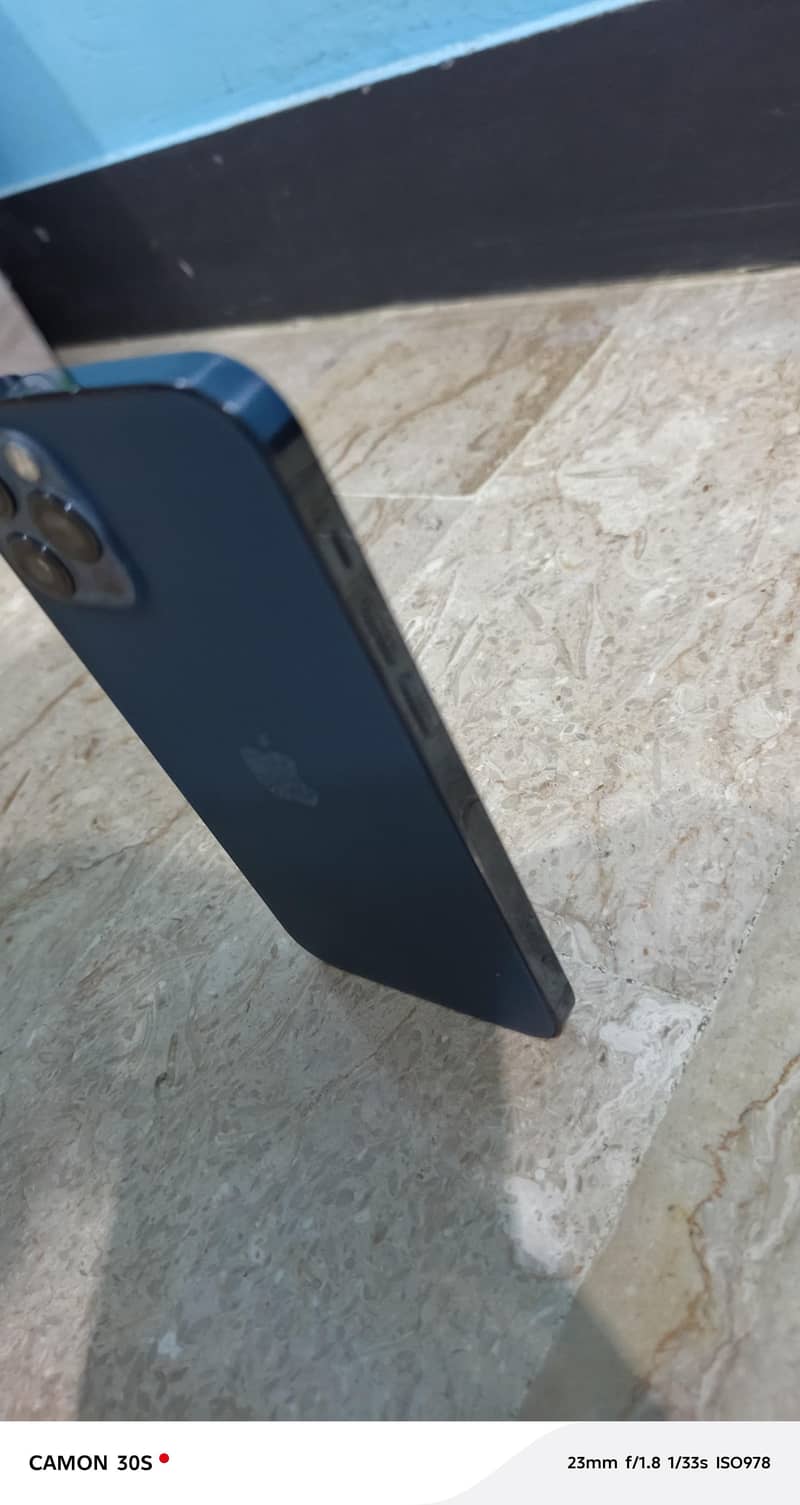 Apple iPhone 12 Pro 4