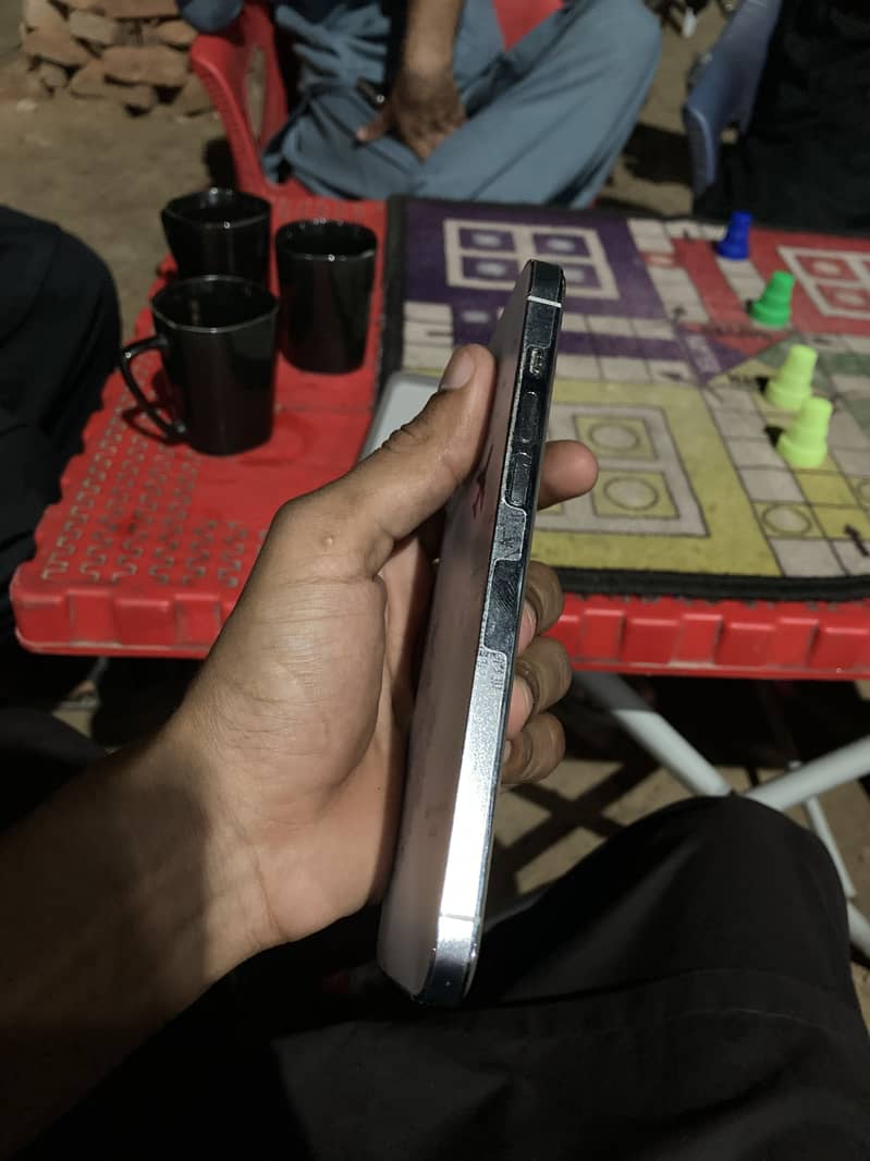 Apple iPhone 14 Pro Max 5
