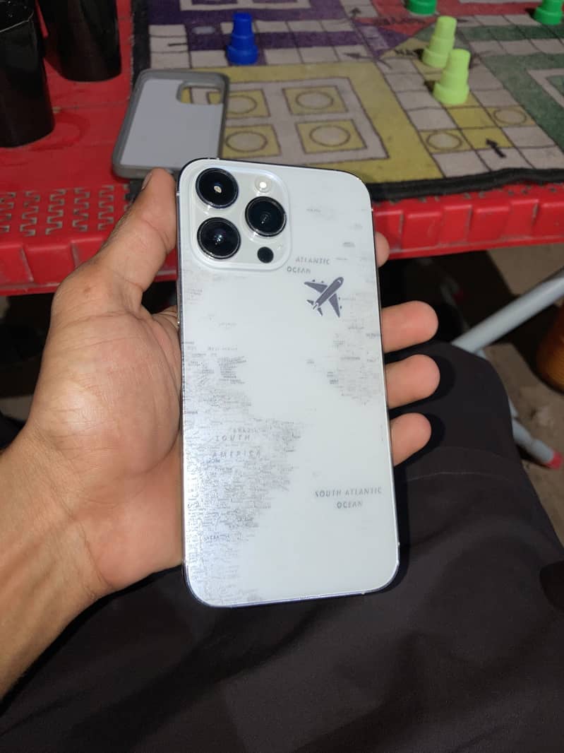Apple iPhone 14 Pro Max 8