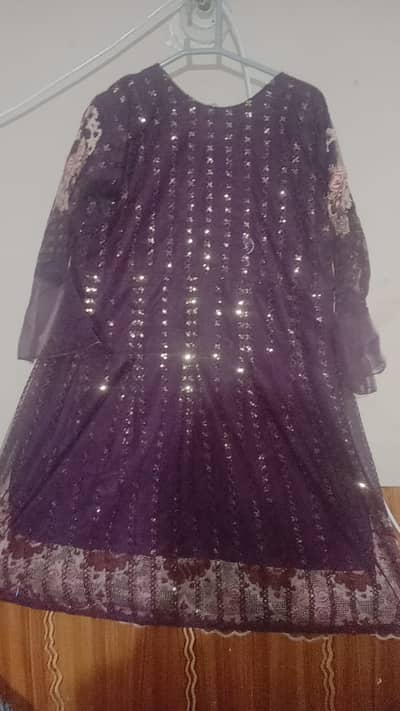 This is very comfortable and beautiful wedding dress.