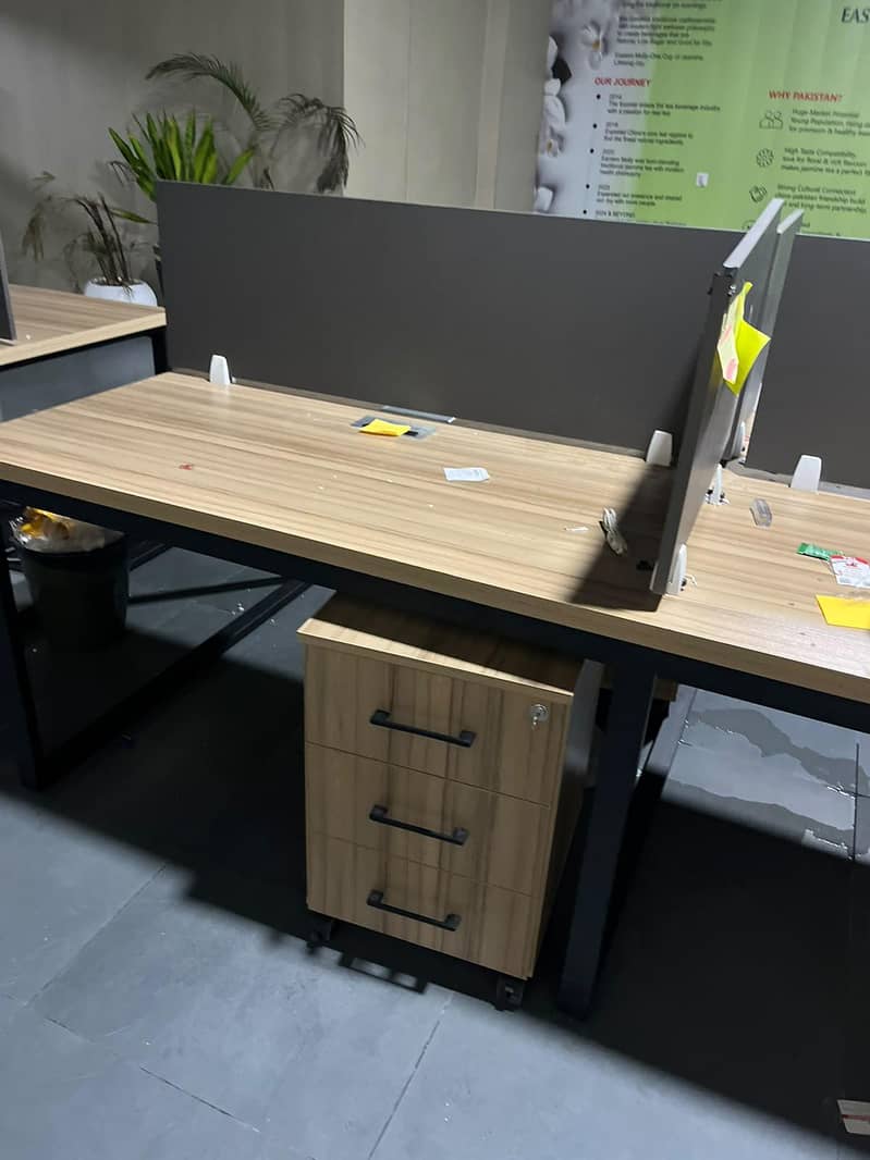 Office Workstation 3