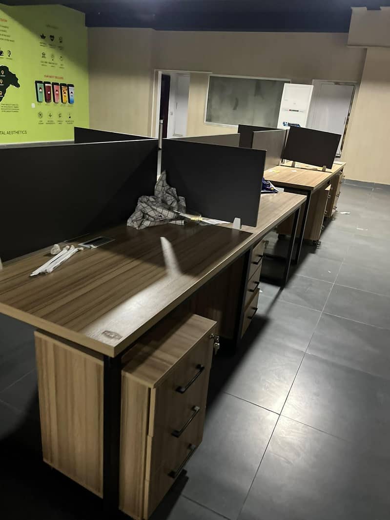 Office Workstation 5