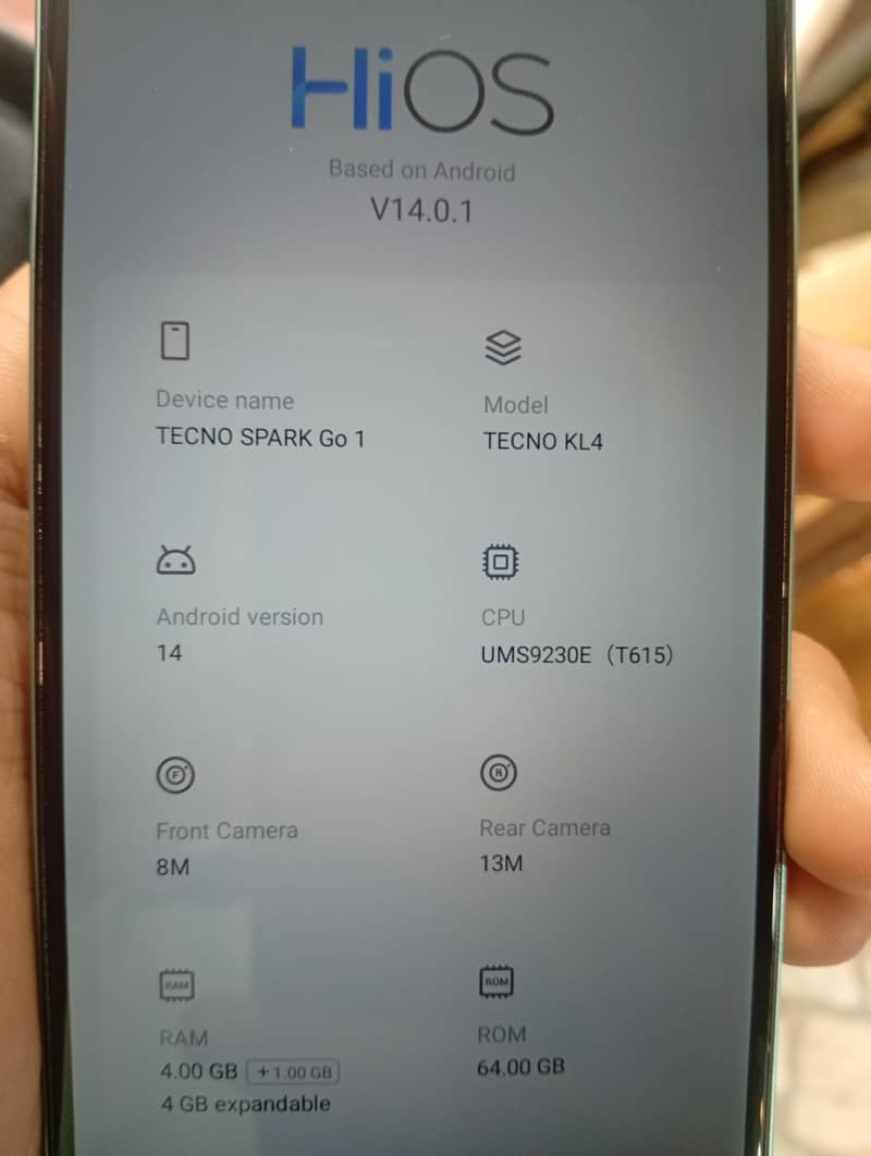 Tecno Spark Go 1 2